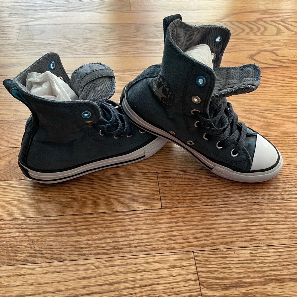 Boys high top converse